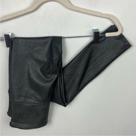 Spanx Faux Leather Leggings Dark Grey Size Small Minimalist Capsule Wardrobe S - Picture 11 of 12